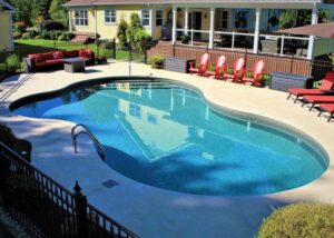 vinyl liner pool maintenance near mid michigan