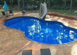 vinyl pool liner cleaning contractor near mid michigan