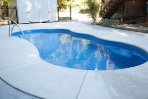 fiberglass swimming pool sales Windsor Michigan