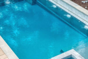 swimming pool contractor Midland MI