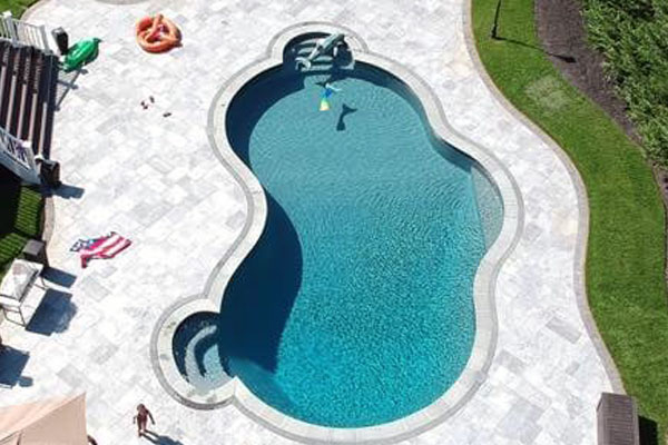 swimming pool contractor Waterford MI